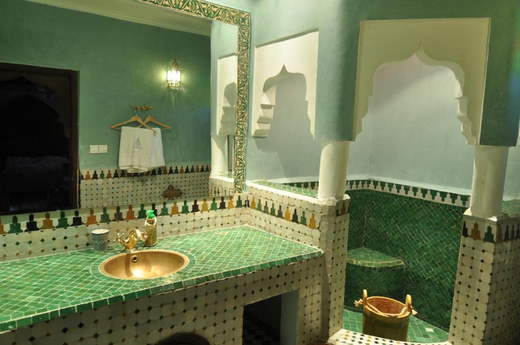 Riad Salam Fès Rom bilde